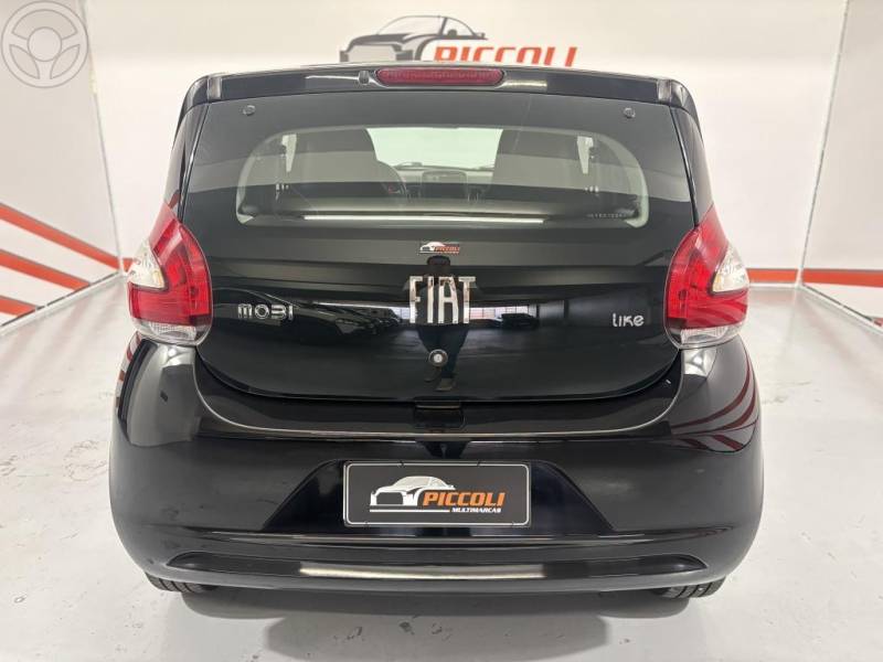 FIAT - MOBI 1.0 8V EVO FLEX LIKE. MANUAL - 2018/2019 - PRETA - R$ 45.900,00
