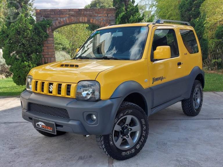SUZUKI - JIMNY 1.3 4ALL 4X4 16V 2P MANUAL - 2018/2019 - AMARELA - R$ 88.900,00