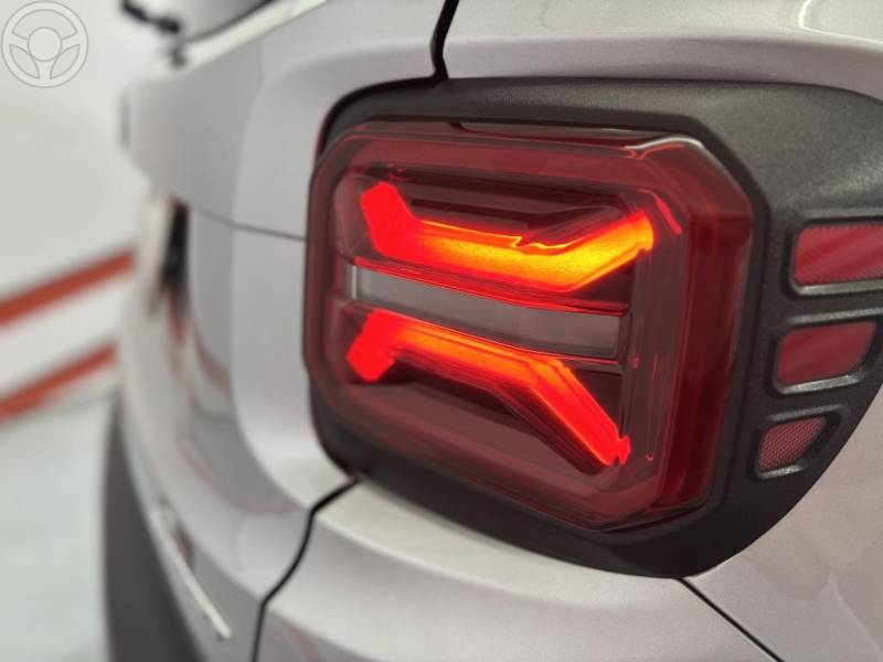 JEEP - RENEGADE 1.3 SPORT T270 16V TURBO FLEX 4P AUTOMÁTICO - 2023/2023 - PRATA - R$ 105.900,00
