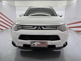 MITSUBISHI - OUTLANDER 3.0 GT 4X4 V6 24V 4P AUTOMÁTICO - 2014/2014 - BRANCA - R$ 78.900,00
