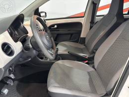 VOLKSWAGEN - UP 1.0 TSI MOVE UP 12V FLEX 4P MANUAL - 2016/2017 - BRANCA - R$ 61.900,00