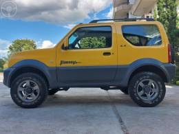 SUZUKI - JIMNY 1.3 4ALL 4X4 16V 2P MANUAL - 2018/2019 - AMARELA - R$ 88.900,00