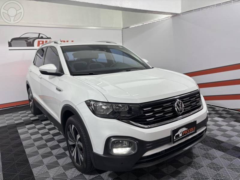 VOLKSWAGEN - T-CROSS 1.4 HIGHLINE TSI 16V FLEX 4P AUTOMÁTICO - 2021/2021 - BRANCA - R$ 112.900,00