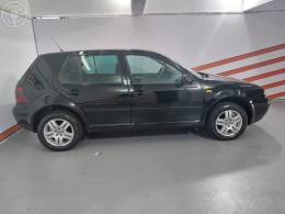 VOLKSWAGEN - GOLF 1.6 MI 8V 4P MANUAL - 2003/2003 - PRETA - R$ 33.900,00