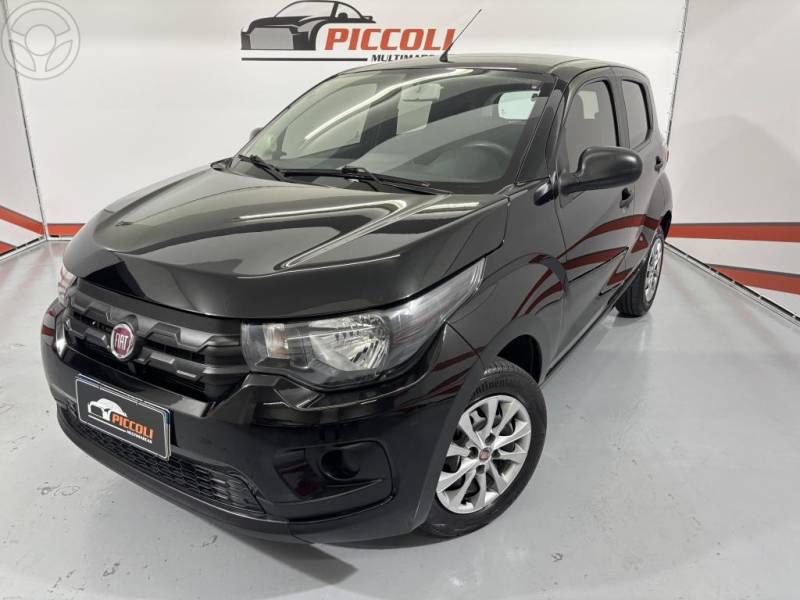 FIAT - MOBI 1.0 8V EVO FLEX LIKE. MANUAL - 2018/2019 - PRETA - R$ 45.900,00