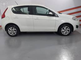 FIAT - PALIO 1.4 MPI ATTRACTIVE 8V FLEX 4P MANUAL - 2016/2017 - BRANCA - R$ 47.900,00