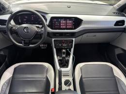 VOLKSWAGEN - T-CROSS 1.4 HIGHLINE TSI 16V FLEX 4P AUTOMÁTICO - 2021/2021 - BRANCA - R$ 112.900,00