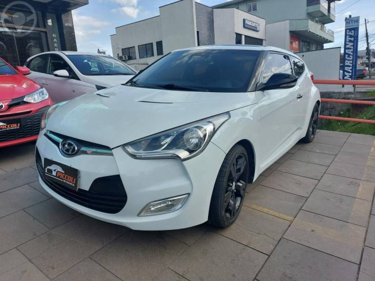HYUNDAI - VELOSTER 1.6 16V 3P AUTOMÁTICO - 2012/2013 - BRANCA - R$ 59.900,00