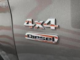 FIAT - TORO 2.0 16V TURBO DIESEL FREEDOM 4WD MANUAL - 2020/2020 - CINZA - R$ 102.900,00