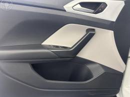 VOLKSWAGEN - T-CROSS 1.4 HIGHLINE TSI 16V FLEX 4P AUTOMÁTICO - 2021/2021 - BRANCA - R$ 112.900,00
