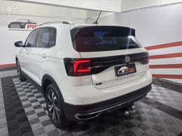 VOLKSWAGEN - T-CROSS 1.4 HIGHLINE TSI 16V FLEX 4P AUTOMÁTICO - 2021/2021 - BRANCA - R$ 111.900,00