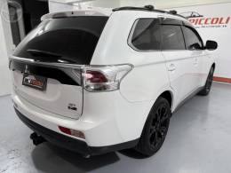 MITSUBISHI - OUTLANDER 3.0 GT 4X4 V6 24V 4P AUTOMÁTICO - 2014/2014 - BRANCA - R$ 78.900,00