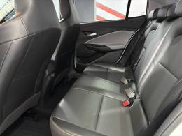 CHEVROLET - ONIX 1.0 PREMIER II 12V TURBO FLEX 4P AUTOMÁTICO - 2024/2025 - BRANCA - R$ 111.900,00