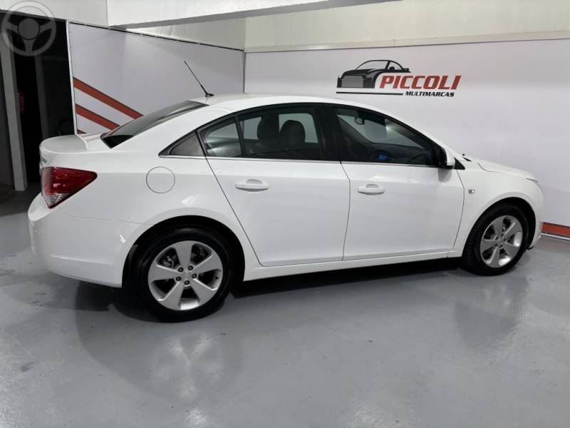 CHEVROLET - CRUZE 1.8 LT 16V FLEX 4P AUTOMÁTICO - 2014/2014 - BRANCA - R$ 63.500,00
