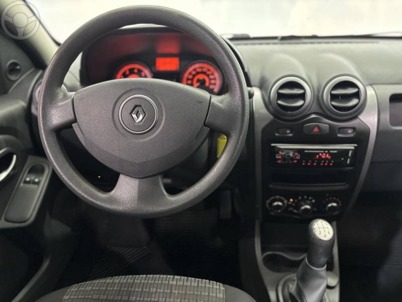 RENAULT - SANDERO 1.6 EXPRESSION 16V FLEX 4P MANUAL - 2011/2012 - PRATA - R$ 34.500,00