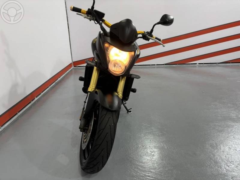 HONDA - CB 600F HORNET - 2009/2009 - PRETA - R$ 34.900,00