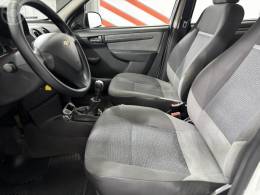 CHEVROLET - CELTA 1.0 MPFI LT 8V FLEX 4P MANUAL - 2013/2014 - BRANCA - R$ 35.500,00