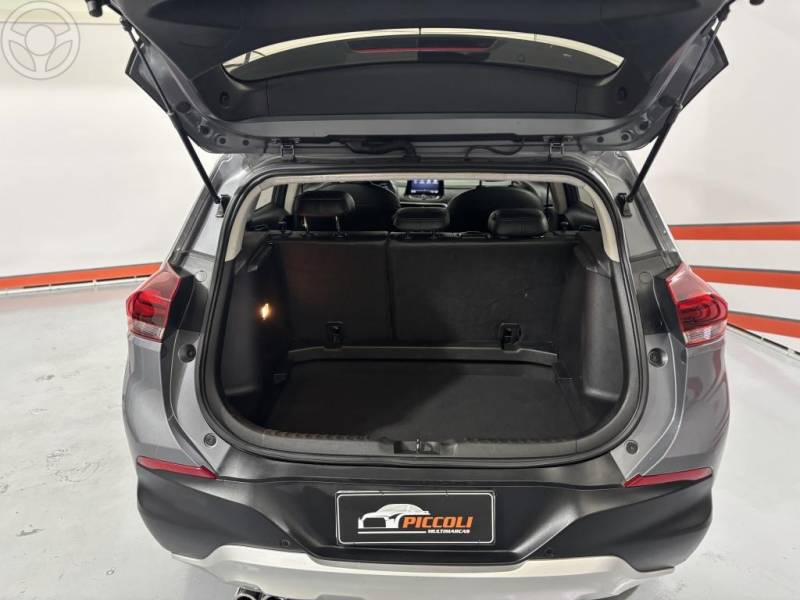 CHEVROLET - TRACKER 1.0 12V LTZ TURBO FLEX 4P AUTOMÁTICO - 2022/2023 - CINZA - R$ 104.900,00