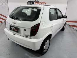 CHEVROLET - CELTA 1.0 MPFI LT 8V FLEX 4P MANUAL - 2013/2014 - BRANCA - R$ 35.500,00