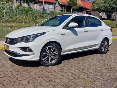 FIAT - CRONOS 1.8 PRECISION 16V FLEX MANUAL - 2018/2019 - BRANCA - R$ 65.900,00