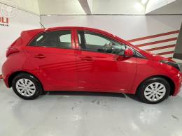 HYUNDAI - HB20 1.0 COMFORT PLUS 12V FLEX 4P MANUAL - 2014/2015 - VERMELHA - R$ 47.900,00