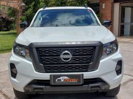 NISSAN - FRONTIER 2.5 SV ATTACK 4X4 CD TURBO ELETRONIC DIESEL 4P AUTOMÁTICO - 2023/2024 - BRANCA - R$ 207.900,00