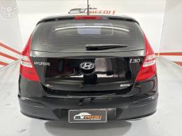 HYUNDAI - I30 2.0 MPFI GLS 16V 4P AUTOMÁTICO - 2010/2011 - PRETA - R$ 47.900,00
