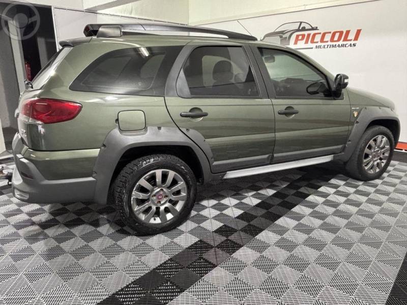 FIAT - PALIO 1.8 MPI ADVENTURE LOCKER WEEKEND 8V FLEX 4P AUTOMATIZADO - 2014/2015 - VERDE - R$ 47.900,00