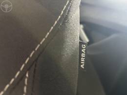 CHEVROLET - ONIX 1.0 LT2 FLEX 4P MANUAL - 2024/2025 - PRATA - R$ 76.500,00