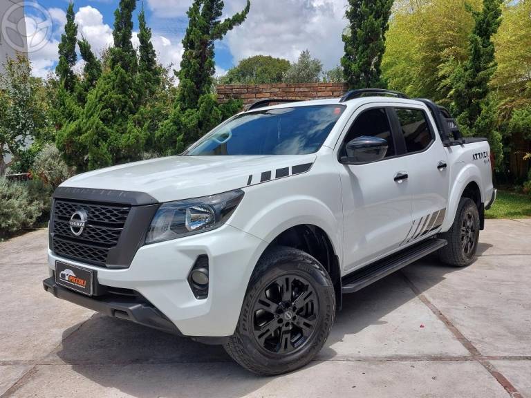 NISSAN - FRONTIER 2.5 SV ATTACK 4X4 CD TURBO ELETRONIC DIESEL 4P AUTOMÁTICO - 2023/2024 - BRANCA - R$ 207.900,00