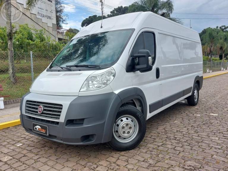 FIAT - DUCATO 2.3 MAXICARGO 12 16V TURBO DIESEL 4P MANUAL - 2018/2018 - BRANCA - R$ 156.900,00