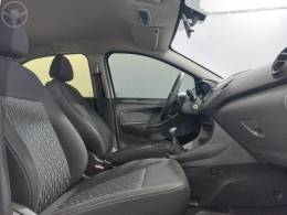 FORD - KA 1.0 SE PLUS 12V FLEX 4P MANUAL - 2017/2018 - BRANCA - R$ 43.900,00