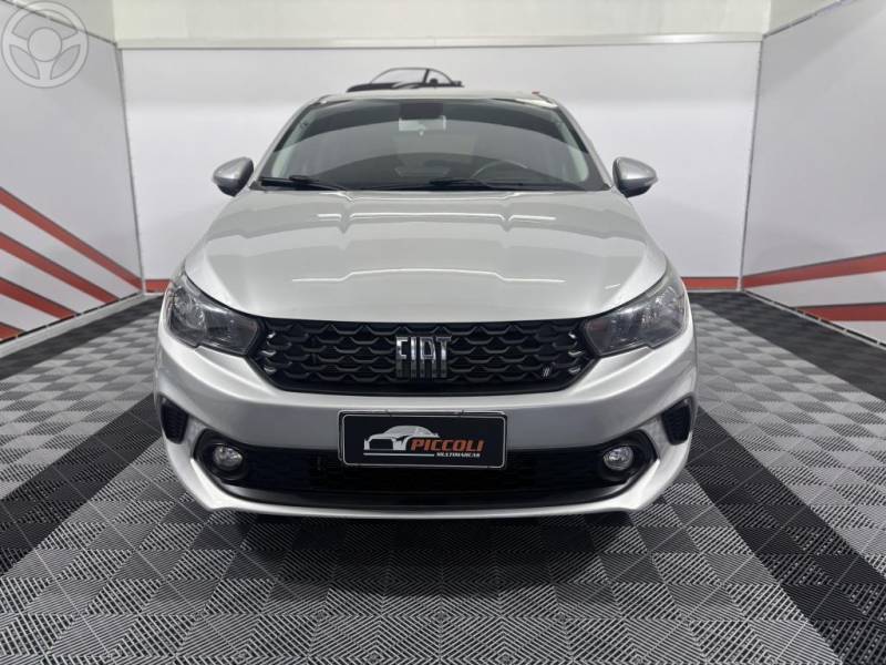 FIAT - ARGO 1.0 FIREFLY FLEX DRIVE MANUAL - 2021/2022 - PRATA - R$ 59.900,00