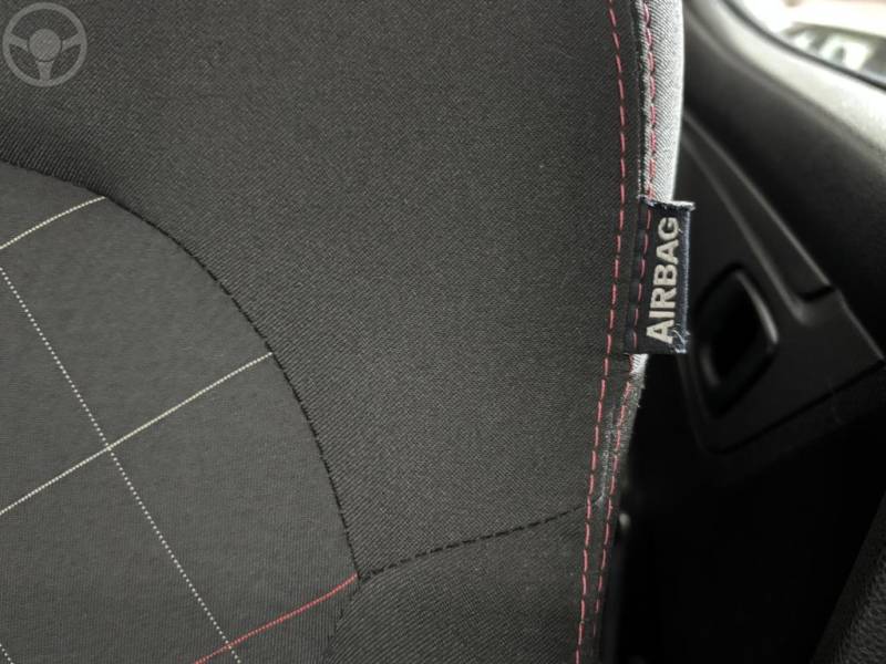 RENAULT - KWID 1.0 12V SCE FLEX ZEN MANUAL - 2023/2024 - PRATA - R$ 51.900,00