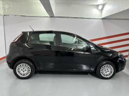 FIAT - PUNTO 1.4 ATTRACTIVE 8V FLEX 4P MANUAL - 2013/2014 - PRETA - R$ 39.900,00