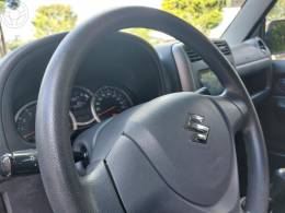 SUZUKI - JIMNY 1.3 4ALL 4X4 16V 2P MANUAL - 2018/2019 - AMARELA - R$ 88.900,00