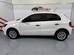 VOLKSWAGEN - GOL 1.6 MSI TOTALFLEX TRENDLINE 4P MANUAL - 2021/2022 - BRANCA - R$ 58.900,00